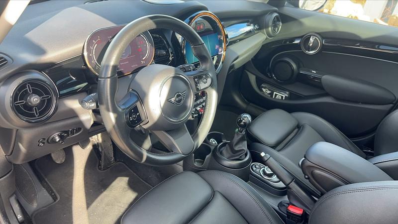 Mini Cooper 1.5 136 50 Camden