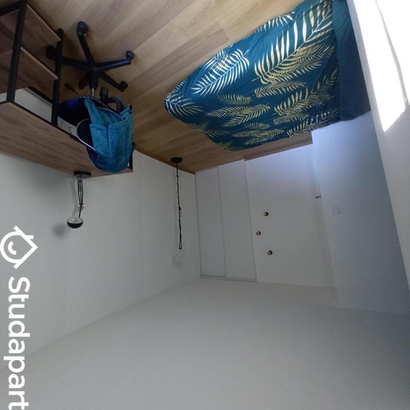 Chambre - 11 m² - 1 pièce