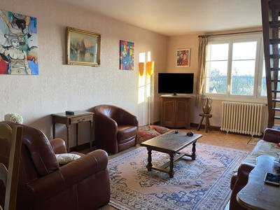 Maison - 91 m² - 6 pièces