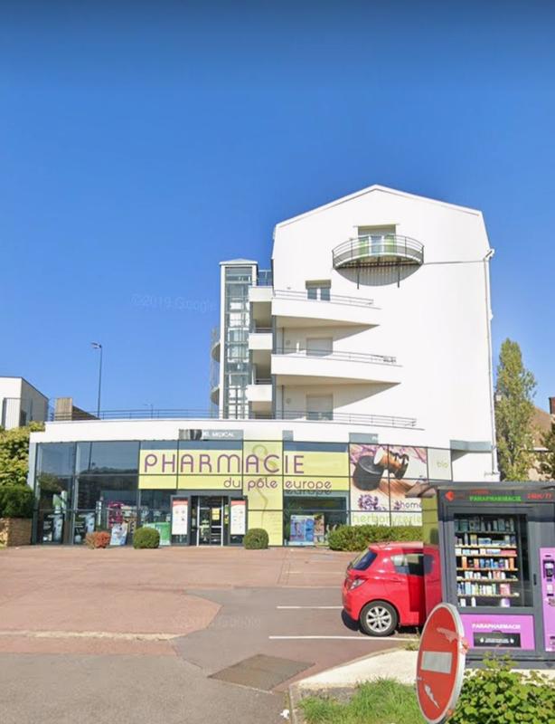 Local commercial - 1 174 m²