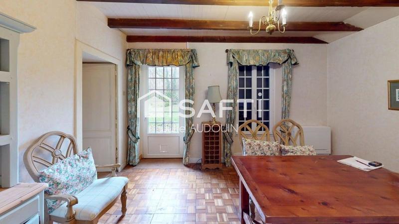 Maison - 202 m² - 8 pièces