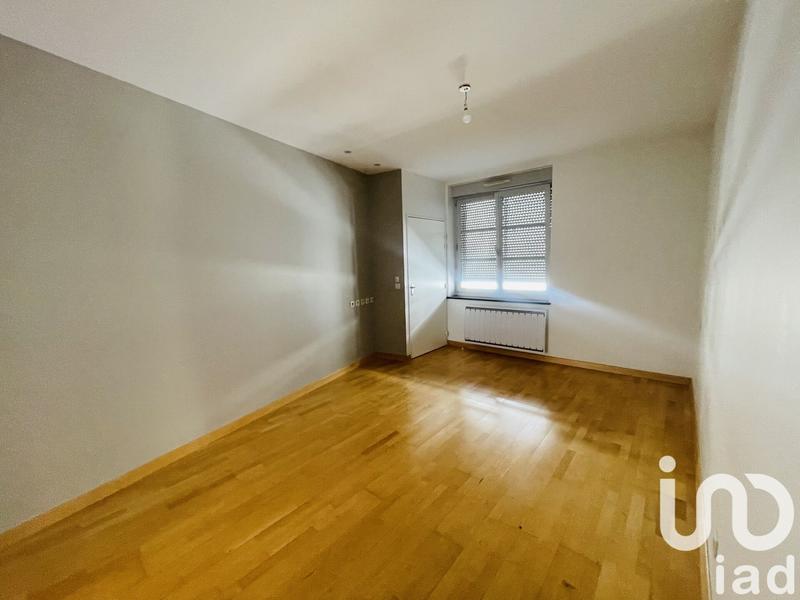 Loft - 213 m² - 5 pièces