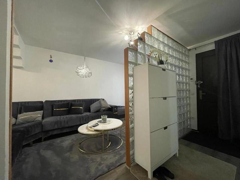 Maison - 87 m² - 6 pièces