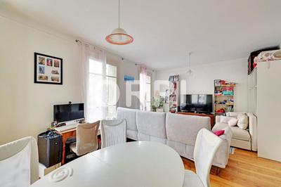 Appartement - 82 m² - 3 pièces