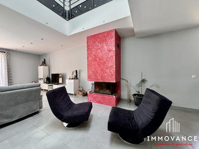 Bastide - 338 m² - 8 pièces