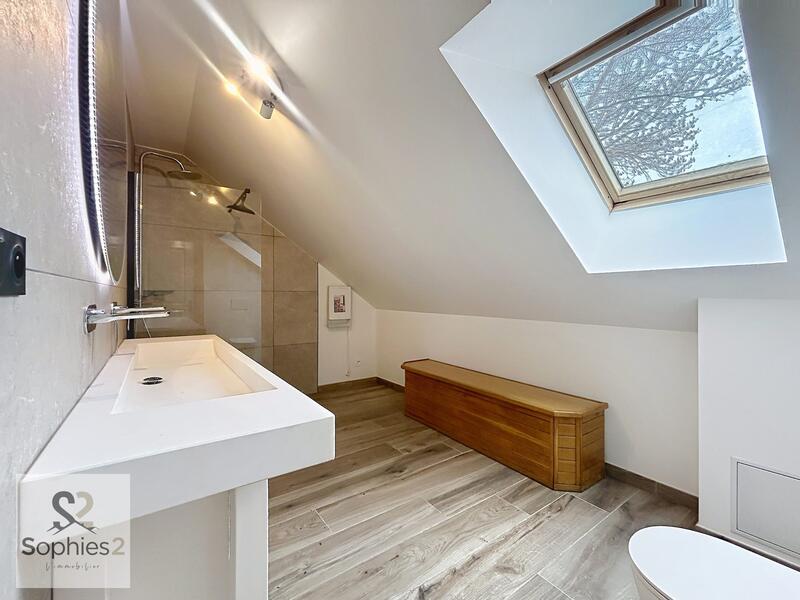 Maison - 95 m² - 4 pièces