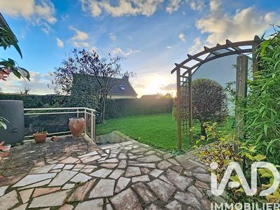 Maison - 104 m² - 5 pièces