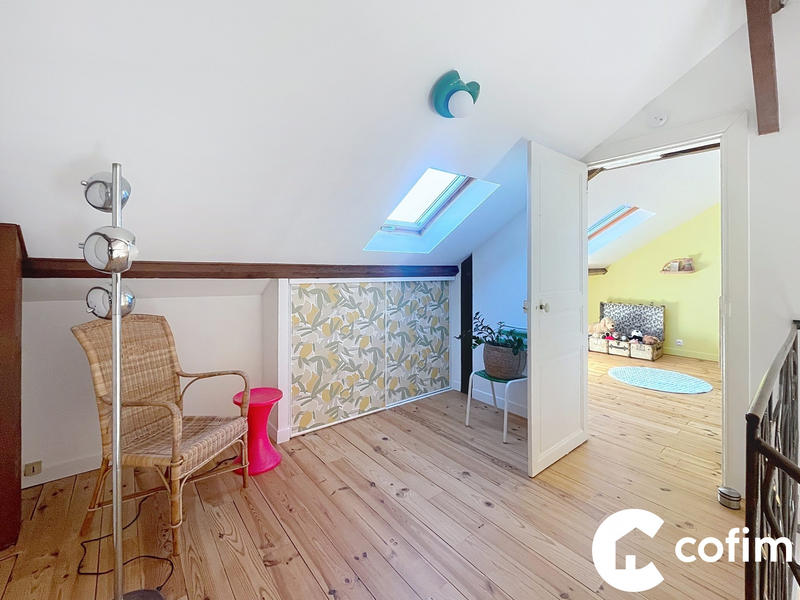 Appartement - 96 m² - 4 pièces