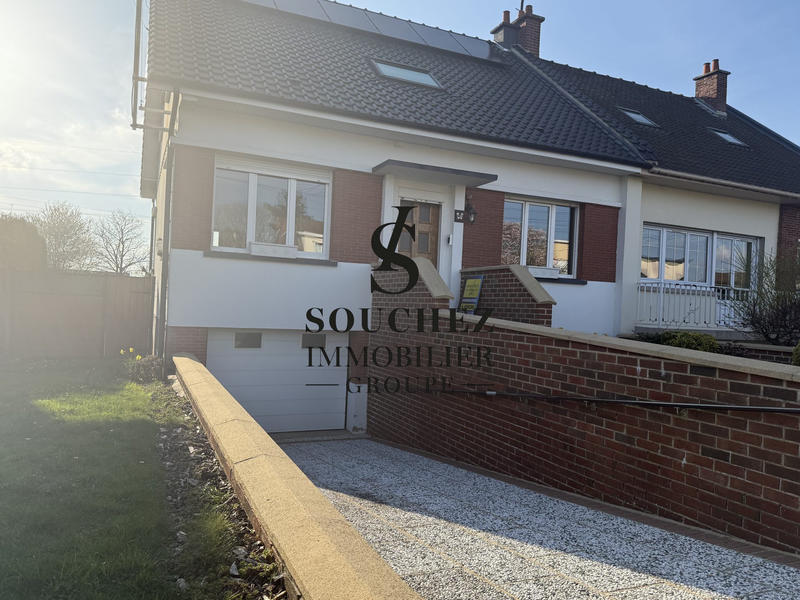 Maison - 105 m² - 6 pièces