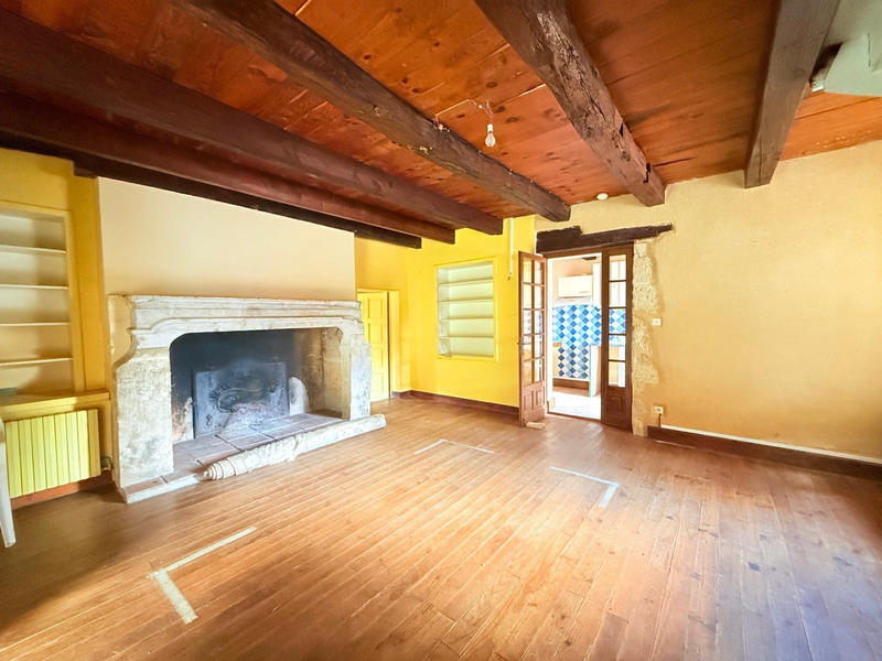 Maison - 280 m² - 12 pièces