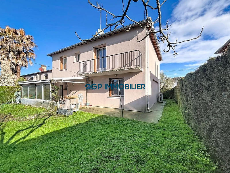 Maison traditionnelle - 115 m² - 5 pièces