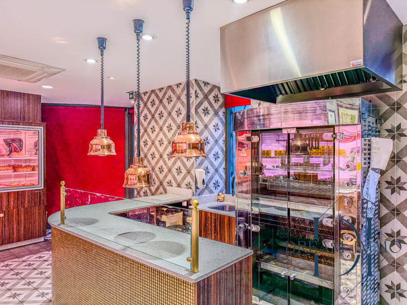 Fonds de commerce - 121 m²