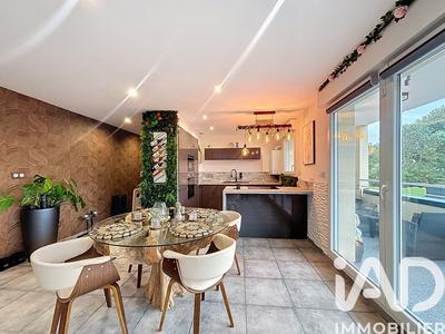 Appartement - 72 m² - 3 pièces