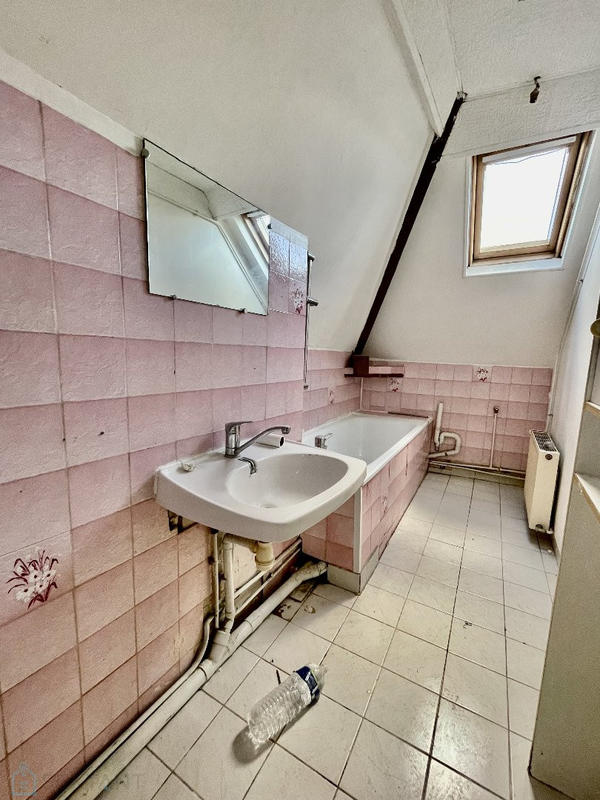 Maison - 82 m² - 5 pièces