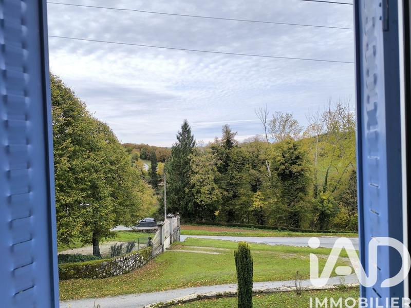 Maison - 111 m² - 6 pièces