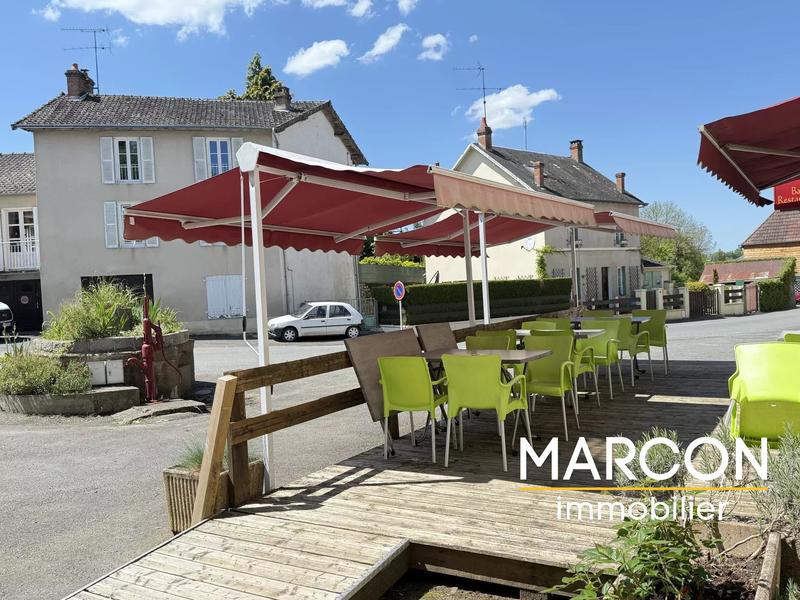 Maison de village - 300 m² - 9 pièces