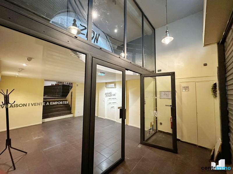 Local commercial - 140 m²