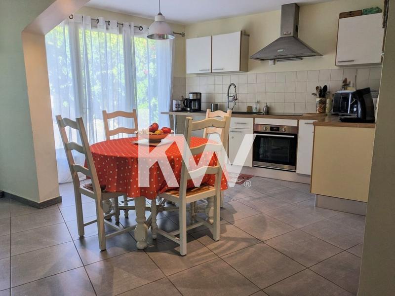 Maison - 79 m² - 4 pièces