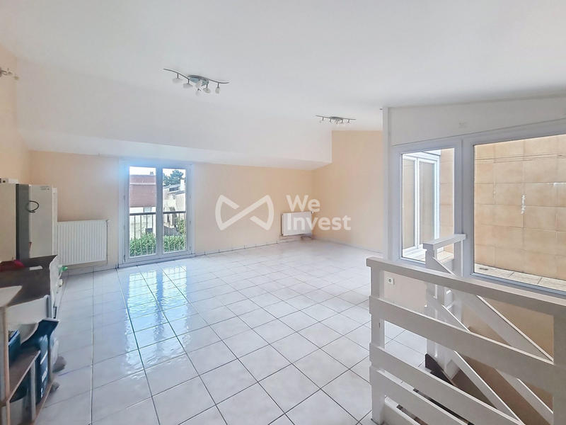 Appartement - 93 m² - 5 pièces