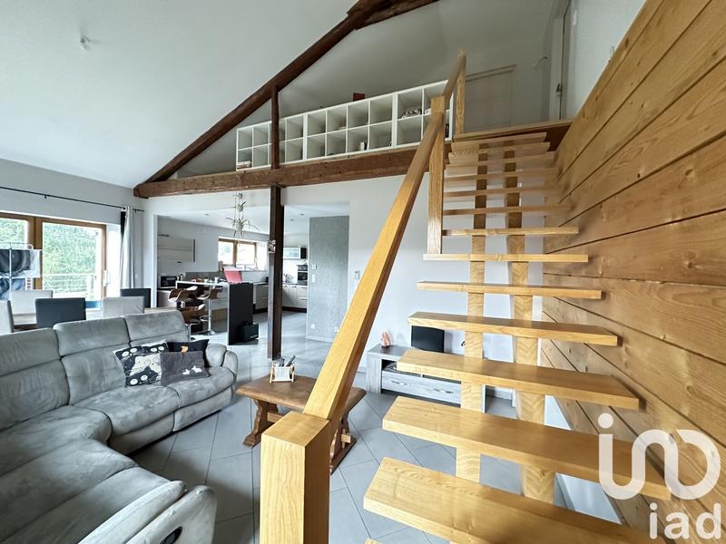 Maison - 270 m² - 11 pièces