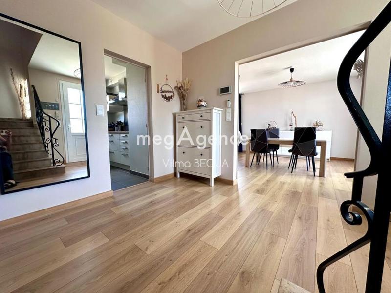Maison - 138 m² - 6 pièces