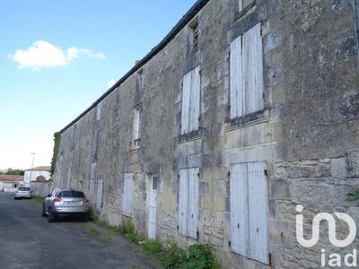 Maison - 300 m² - 9 pièces