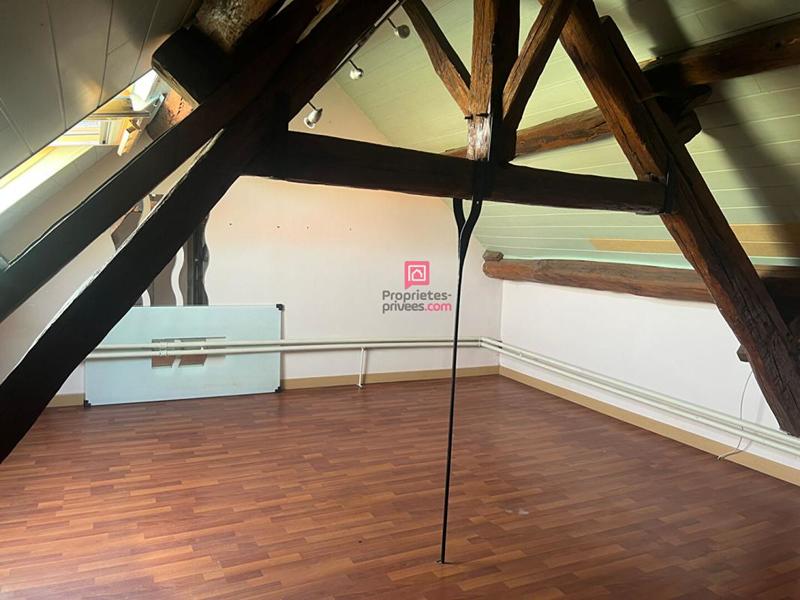 Maison - 215 m² - 7 pièces