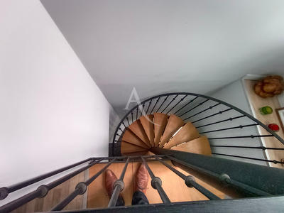 Appartement - 72 m² - 3 pièces