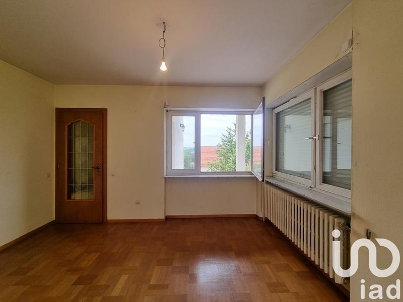Maison - 208 m² - 9 pièces