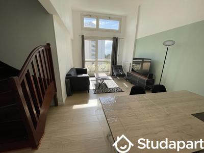 Chambre - 9 m² - 1 pièce