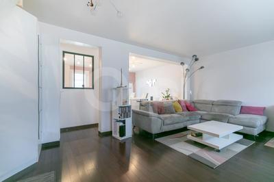 Maison - 102 m² - 5 pièces