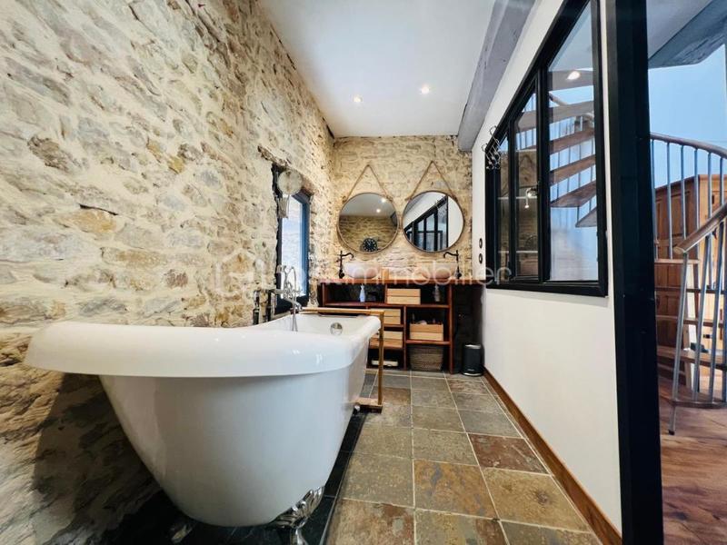 Maison - 93 m² - 3 pièces