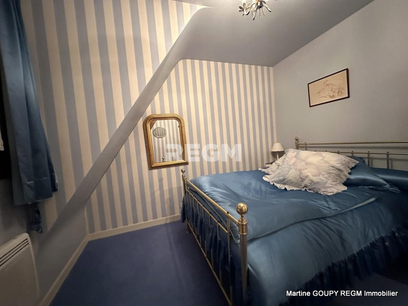 Maison - 175 m² - 7 pièces