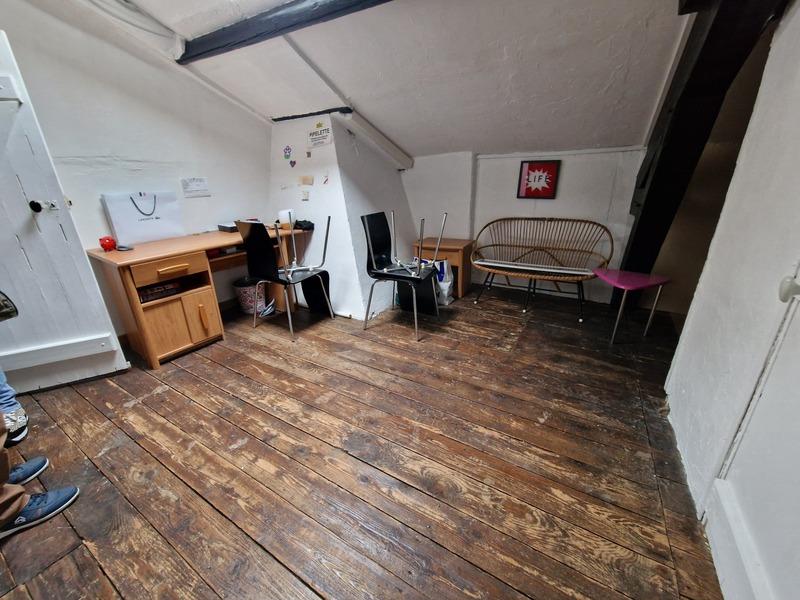 Appartement - 170 m² - 7 pièces