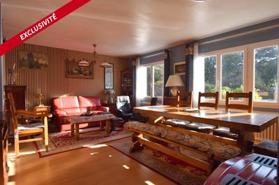 Maison - 150 m² - 7 pièces