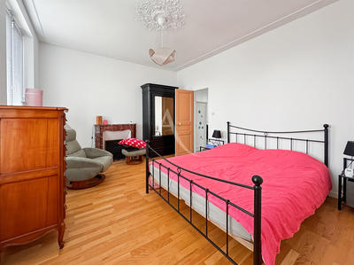 Maison - 193 m² - 6 pièces