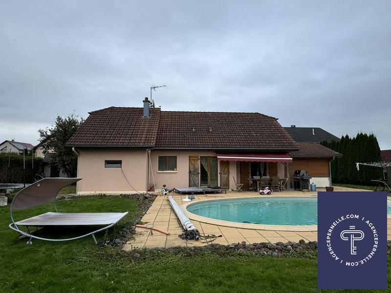 Maison - 110 m² - 6 pièces