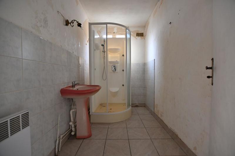 Maison - 99 m² - 6 pièces