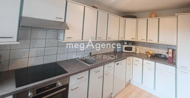 Maison - 92 m² - 5 pièces