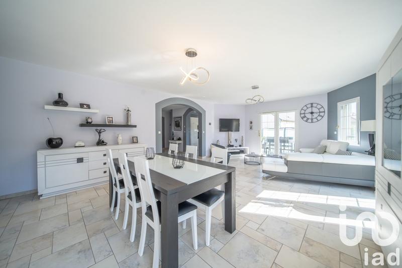 Maison - 167 m² - 4 pièces