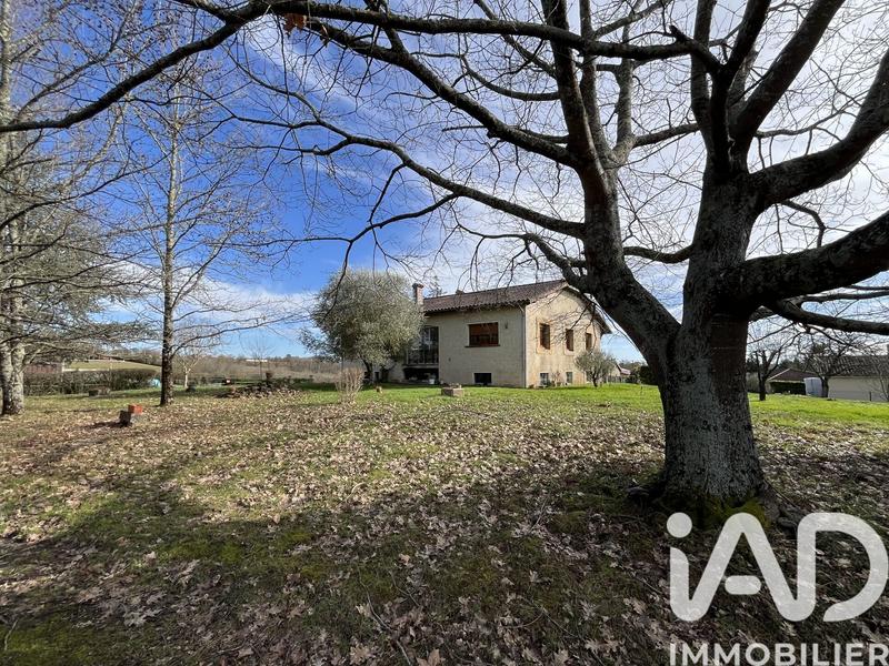 Maison - 139 m² - 5 pièces