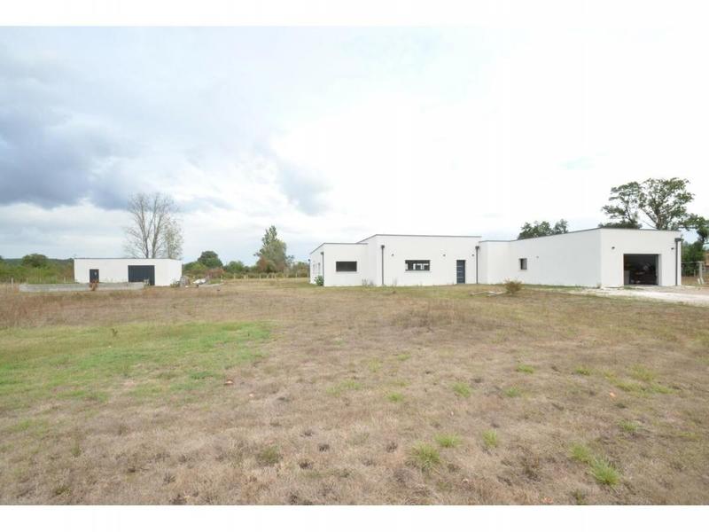 Maison - 194 m² - 6 pièces