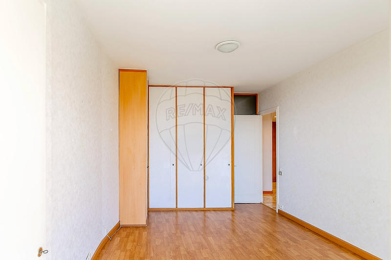 Appartement - 110 m² - 4 pièces