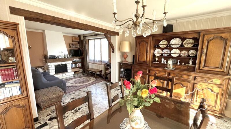 Maison - 110 m² - 6 pièces