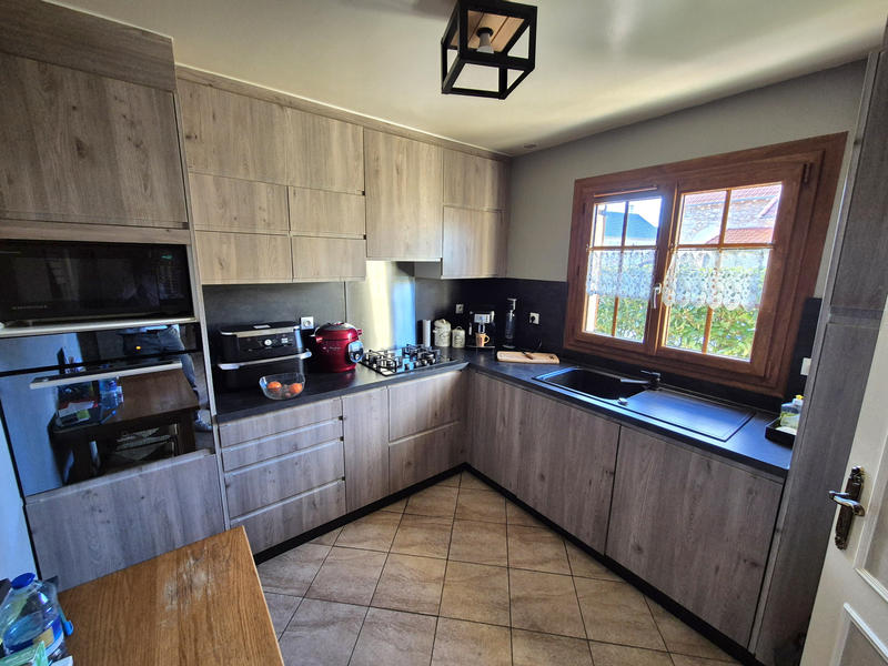 Maison - 95 m² - 5 pièces