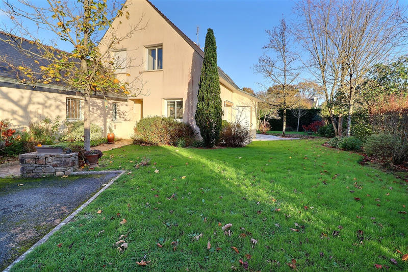 Maison - 146 m² - 6 pièces