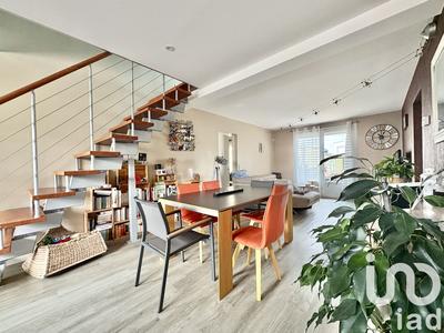 Maison - 122 m² - 6 pièces