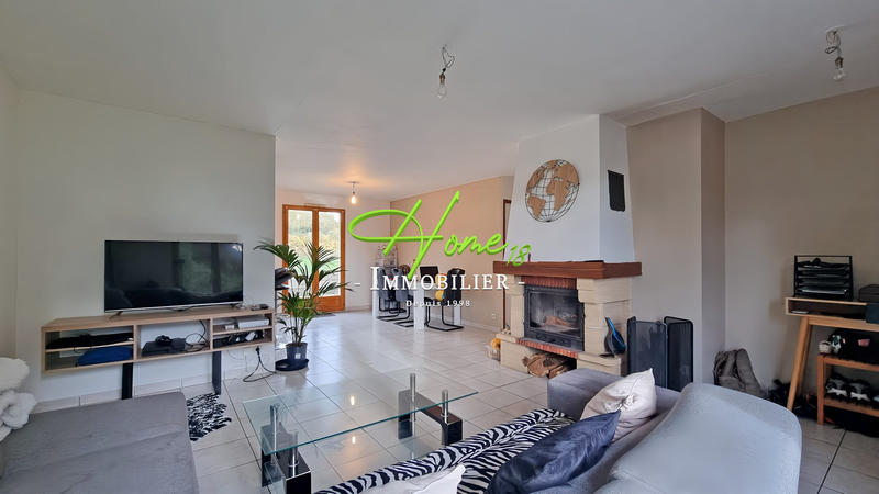 Maison - 88 m² - 5 pièces