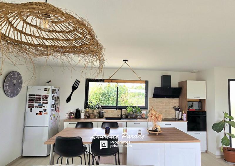 Maison - 110 m² - 6 pièces