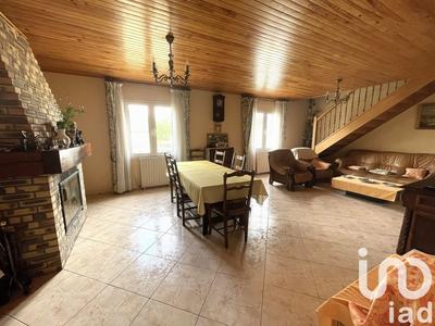 Maison - 162 m² - 8 pièces